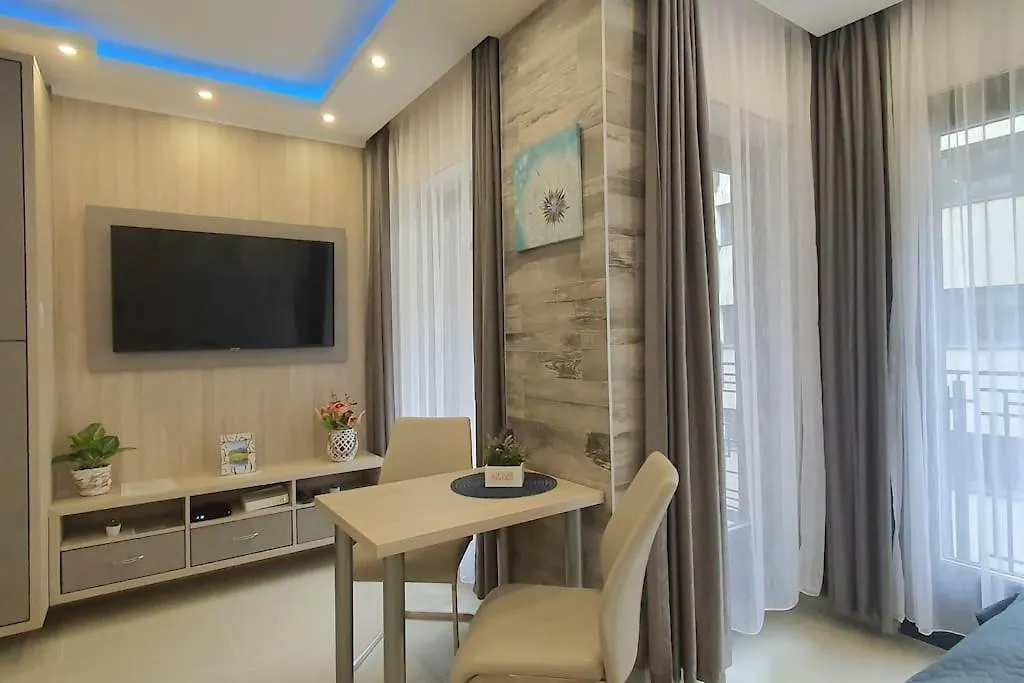 Apartment Royal Studio In The Center With Free Parking! Budapest Hungary